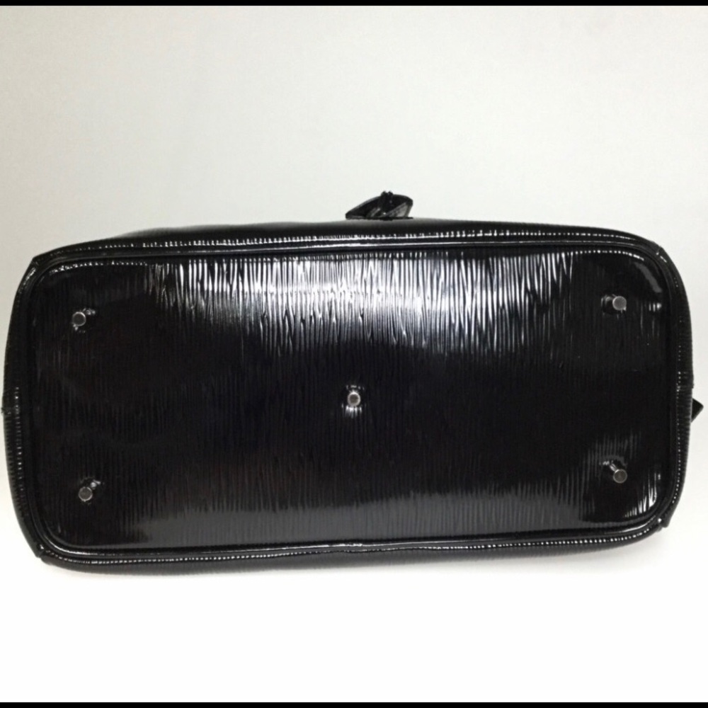 Authentic Prada Handbag - Picture 4 of 8